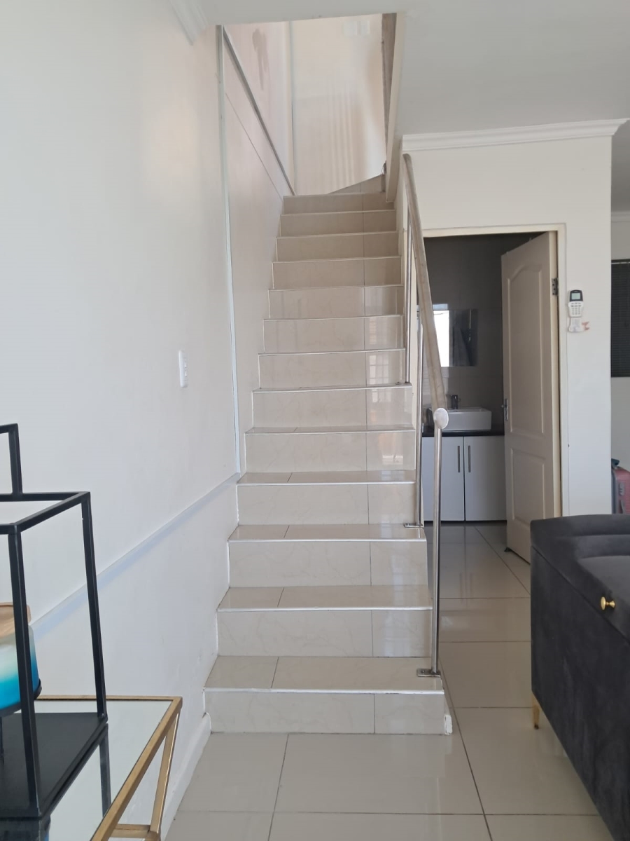1 Bedroom Property for Sale in Richmond Hill Eastern Cape